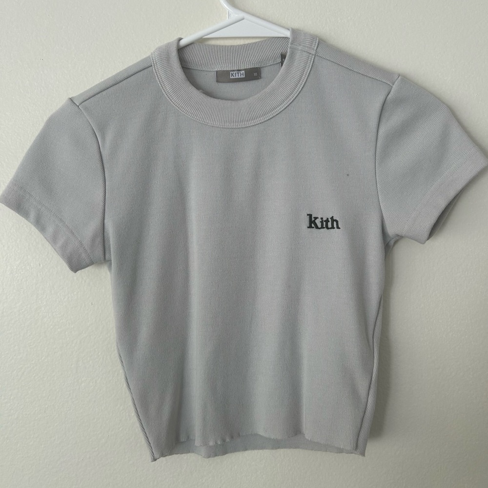 Kith women’s cropped bone color T-shirt